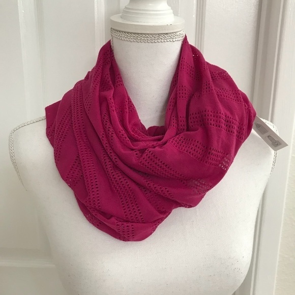Merona Infinity Scarf NWT - Picture 1 of 4
